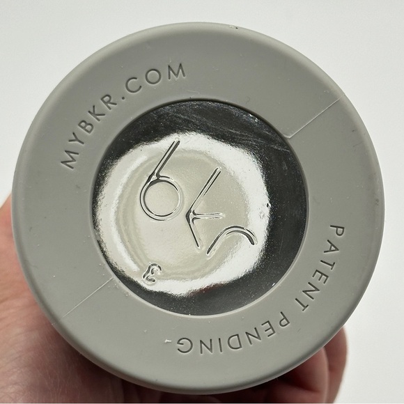 bkr DoorDash Gray Sleeve Little Glass Bottle 500ml 16oz - Picture 4 of 10